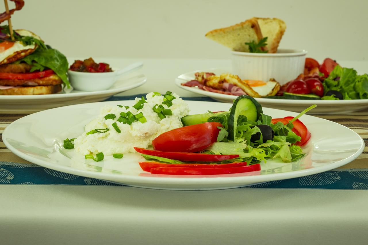 Hotel - Restauracja Platan Сендзішув-Малопольський Екстер'єр фото
